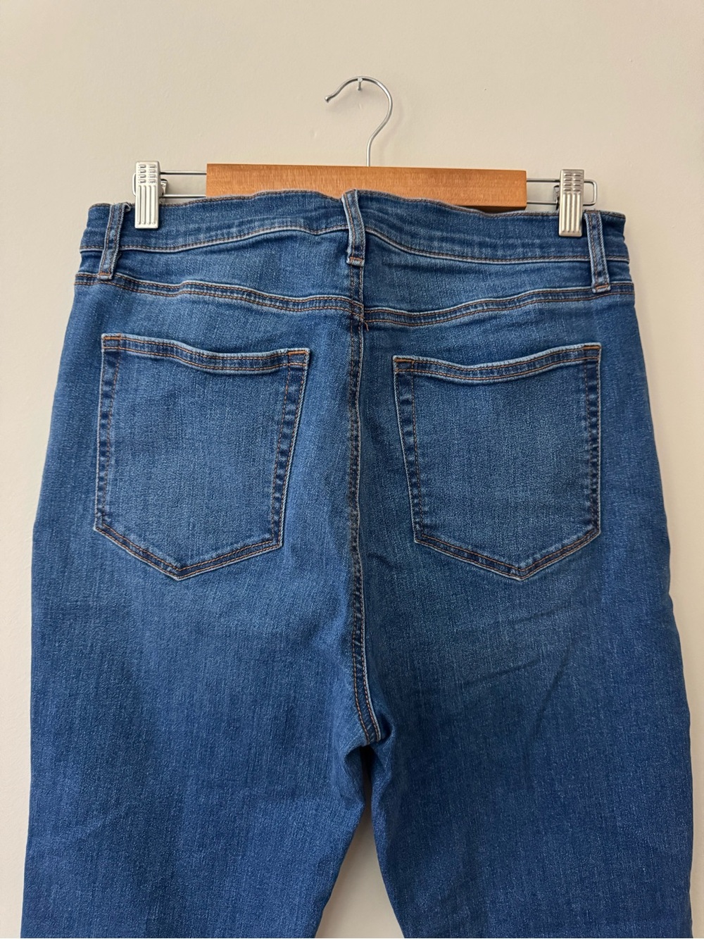 LOFT The Kick Crop Jeans 31/12 - Picture 9 of 13